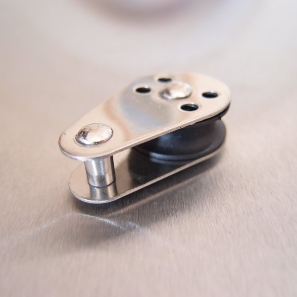 Stainless Steel 25mm Pulley Block with Nylon Sheave - Fixed Pin - AISI 316