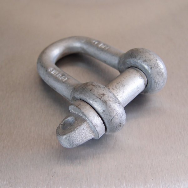 Large Dee Shackles High Tensile with Type A Pins - Galvanised