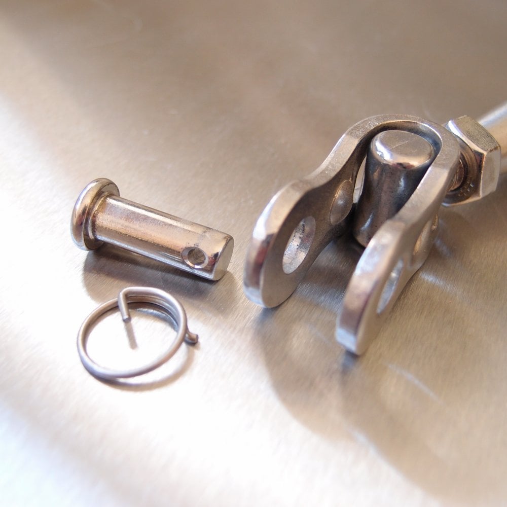 Stainless Steel Closed Body Rigging Screws - Toggle each End - AISI 316