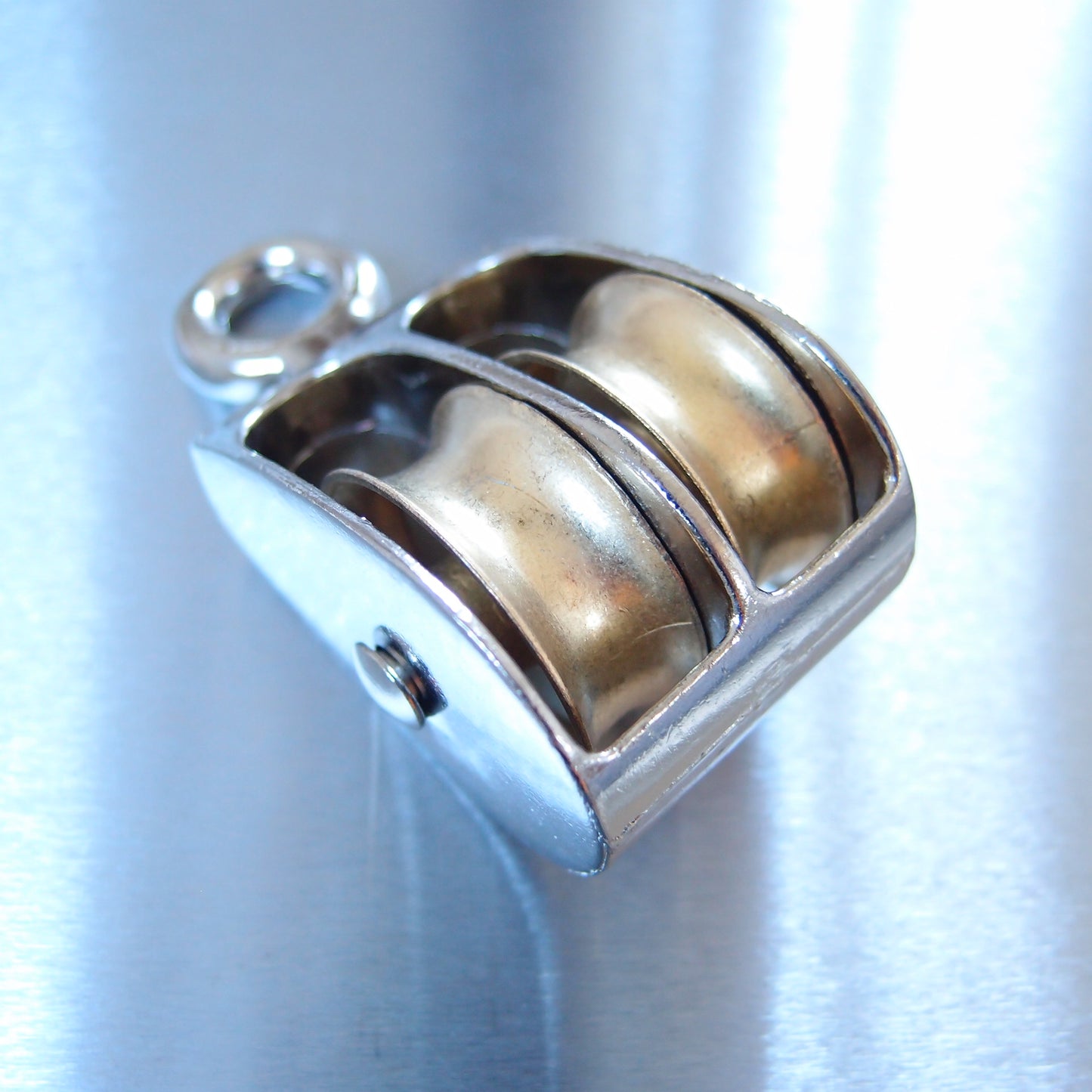 Double Awning Pulley - Die Cast Sheaves - Fixed Round Eye - Zinc Plated Steel