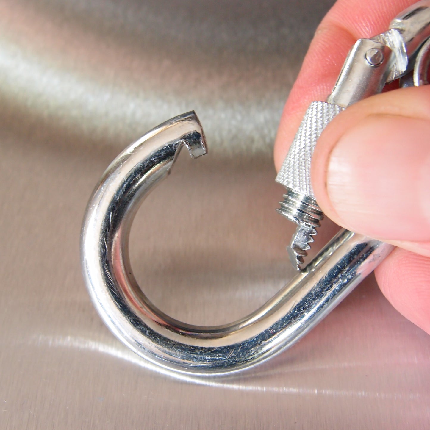 Carbine Hooks Zinc Plated with Eyelet and Screw Nut