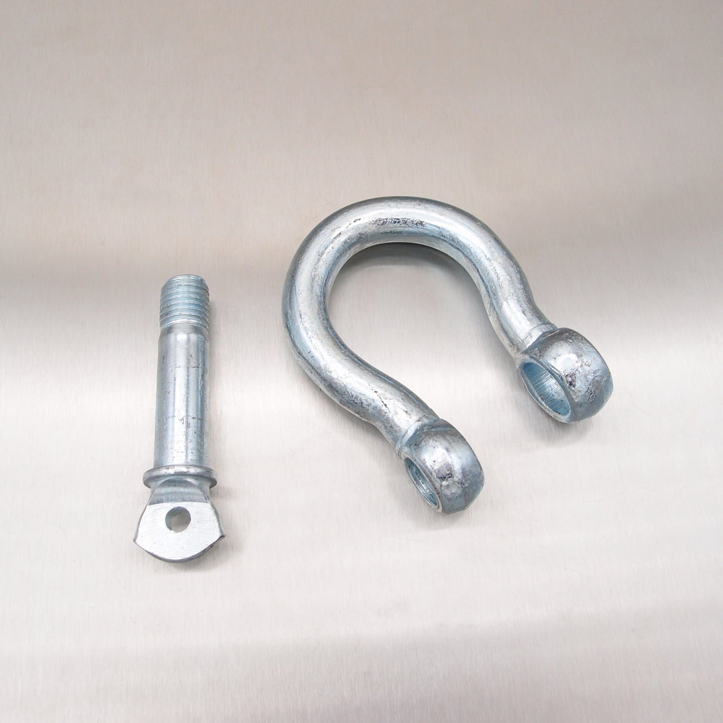 Bow Shackle with Screw Pin - Galvanised Steel - Commercial