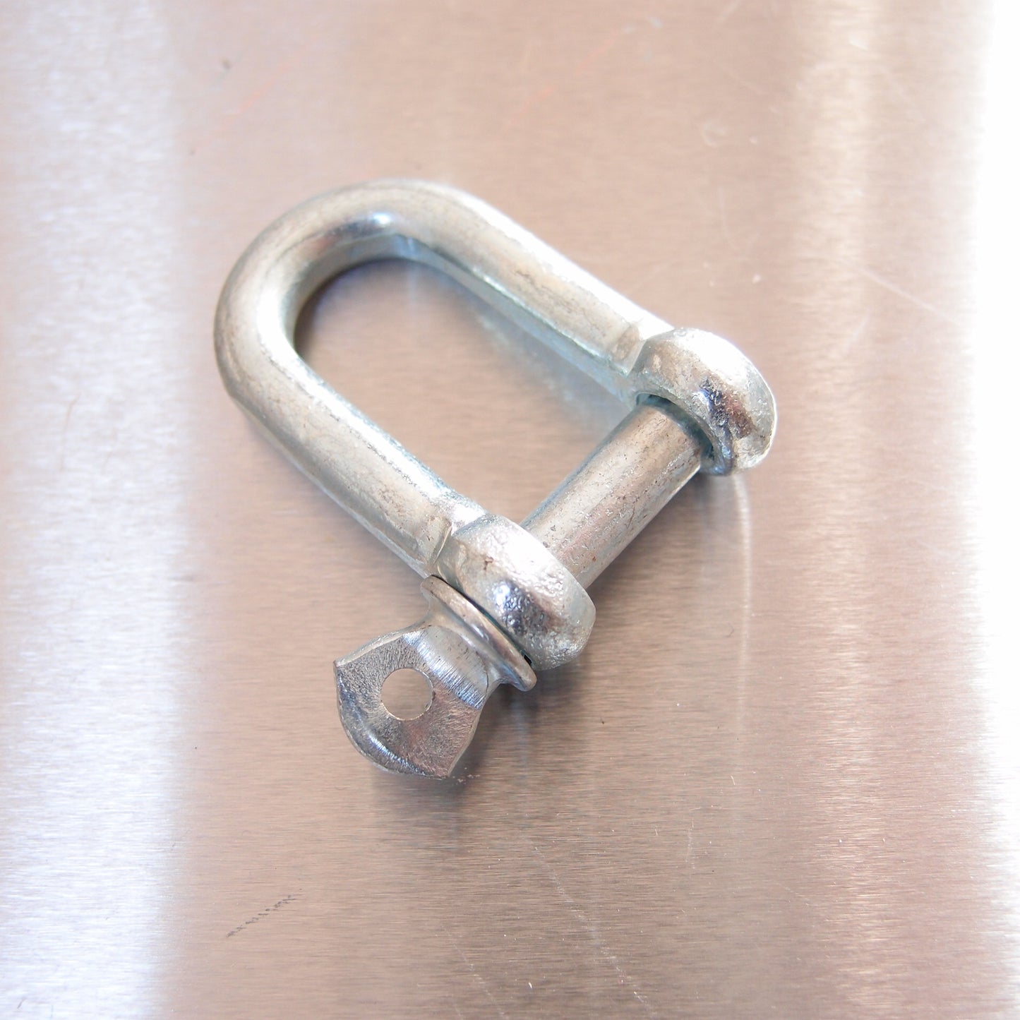 Commercial Dee Shackle: Galvanised with Screwed Collar Pin