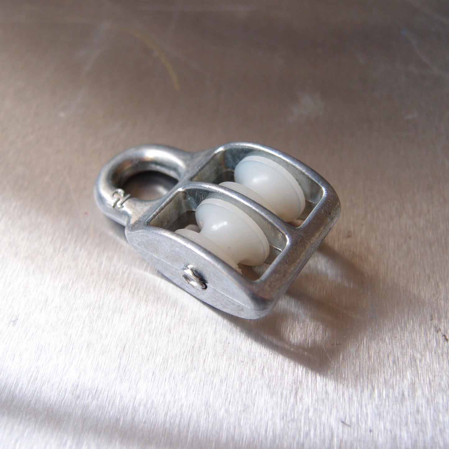 Double Awning Pulley - Nylon Sheaves - Fixed Eye - Zinc Plated Steel