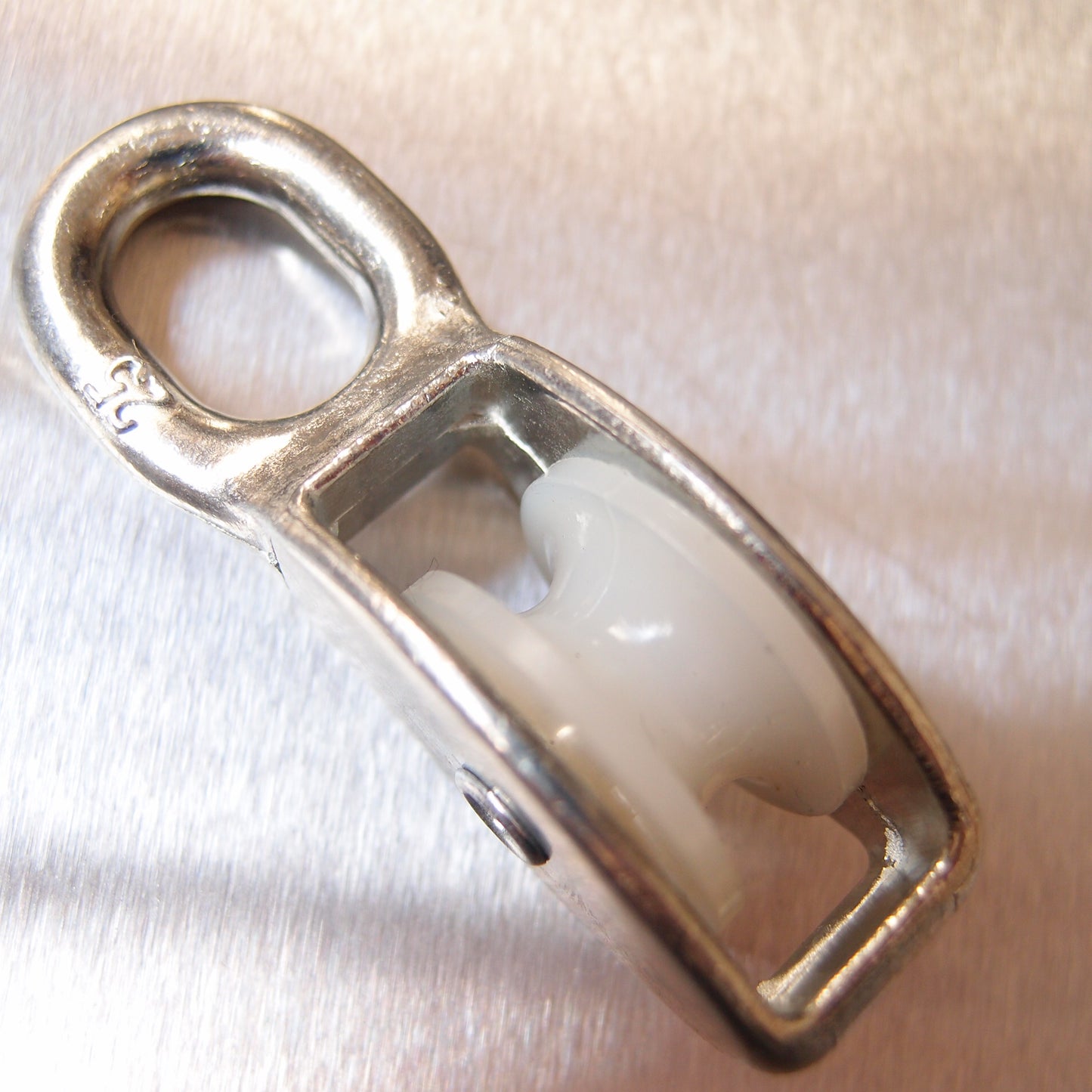 Single Awning Pulley - Nylon Sheave - Fixed Eye - Zinc Plated Steel
