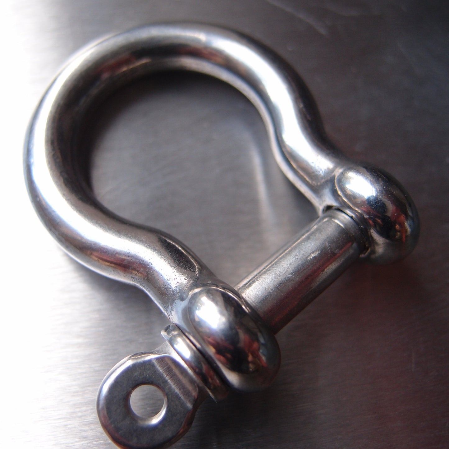 Stainless Steel Bow Shackle - with Screwed Collar Pin - AISI 316
