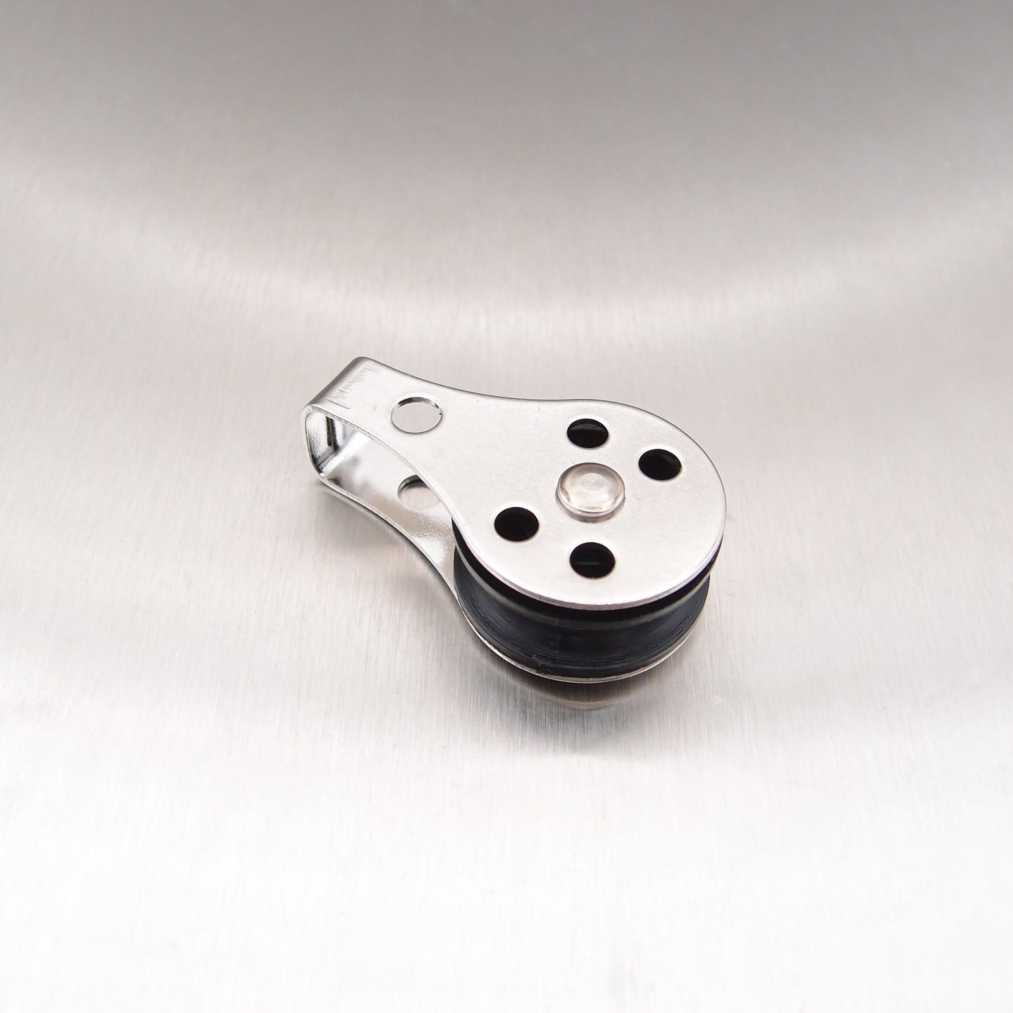 Stainless Steel 25mm Pulley Block with Nylon Sheave - Type 2 - AISI 316