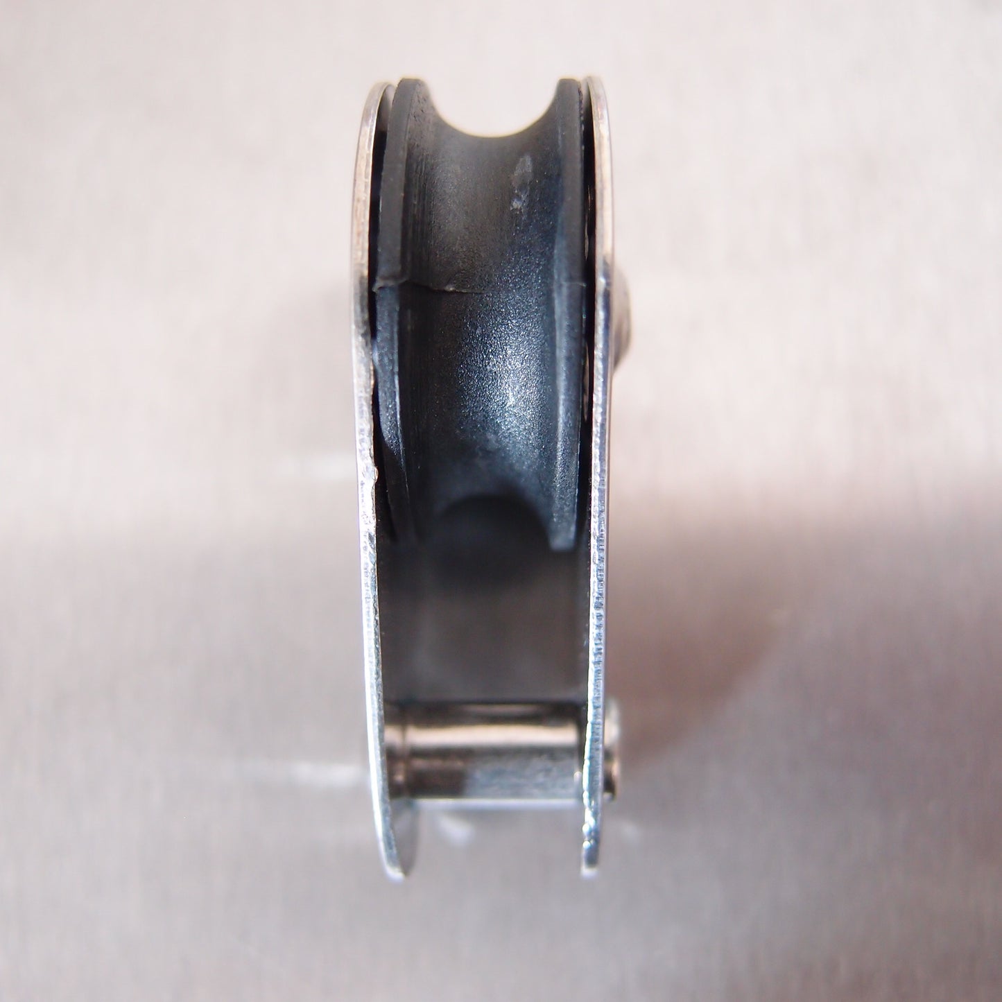 Stainless Steel 25mm Pulley Block with Nylon Sheave - Fixed Pin - AISI 316