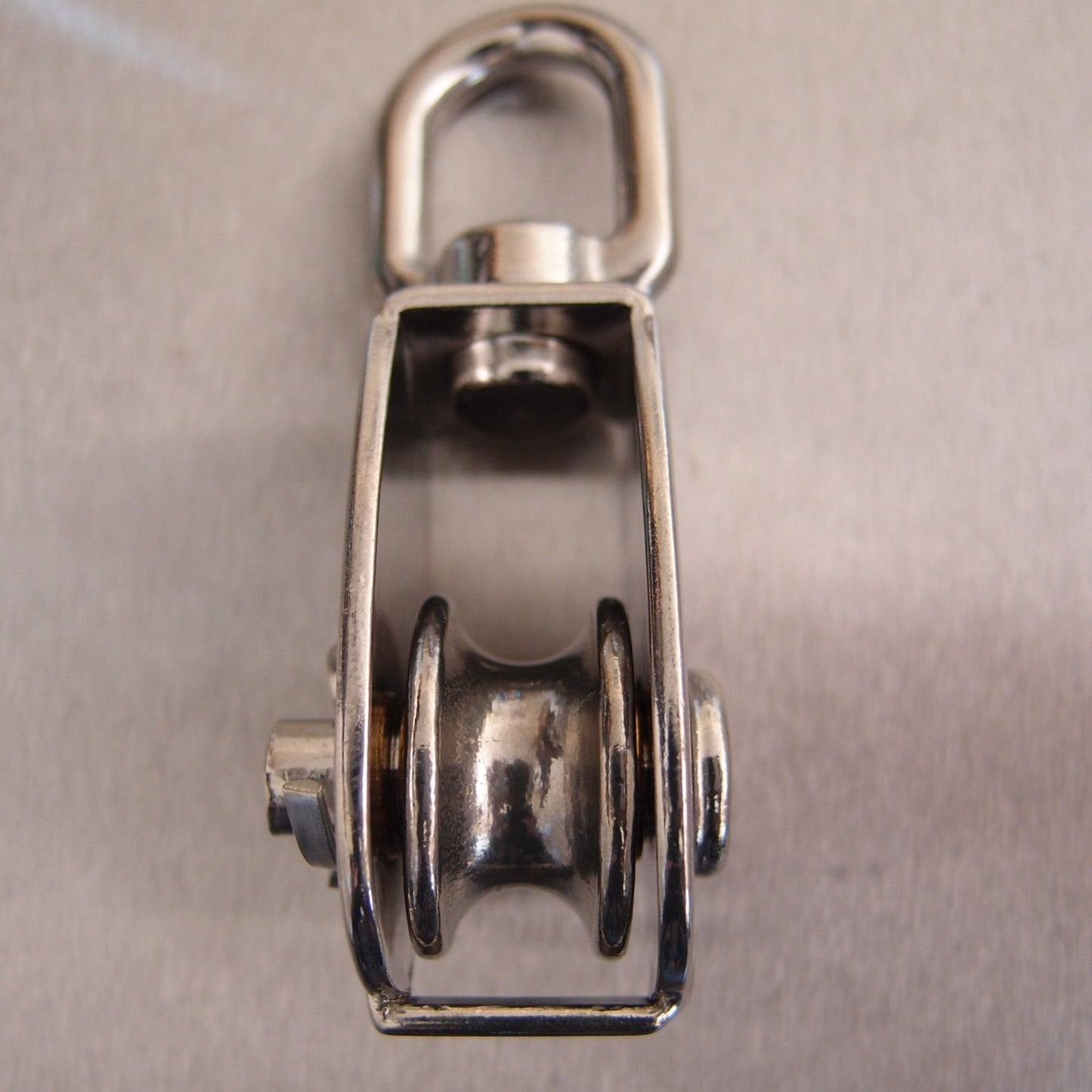 Stainless Steel Single Sheave Blocks with Swivel Oval Eye - AISI 316