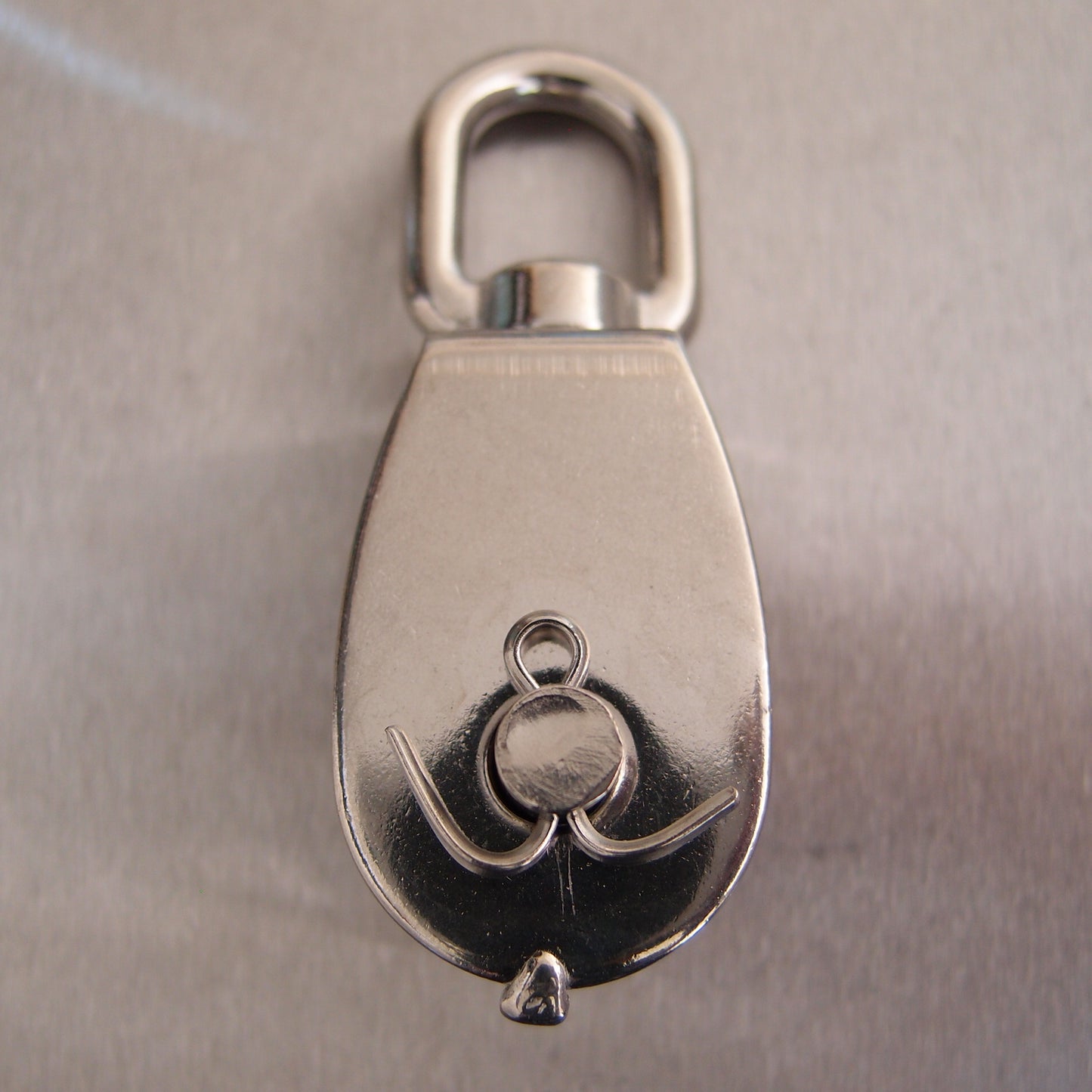 Stainless Steel Single Sheave Blocks with Swivel Oval Eye - AISI 316