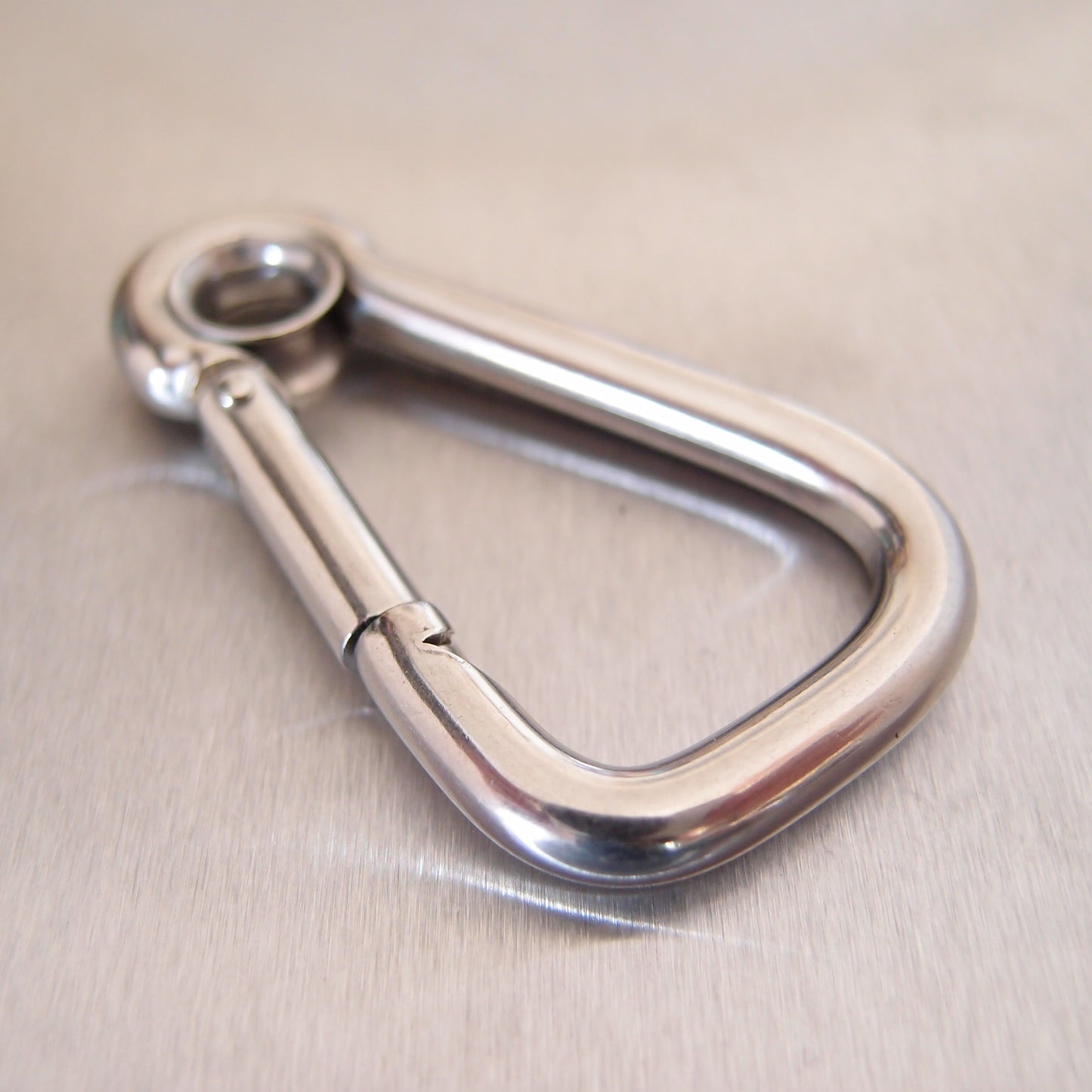 Stainless Steel Asymmetric Carbine Hook with Eyelet - AISI 316