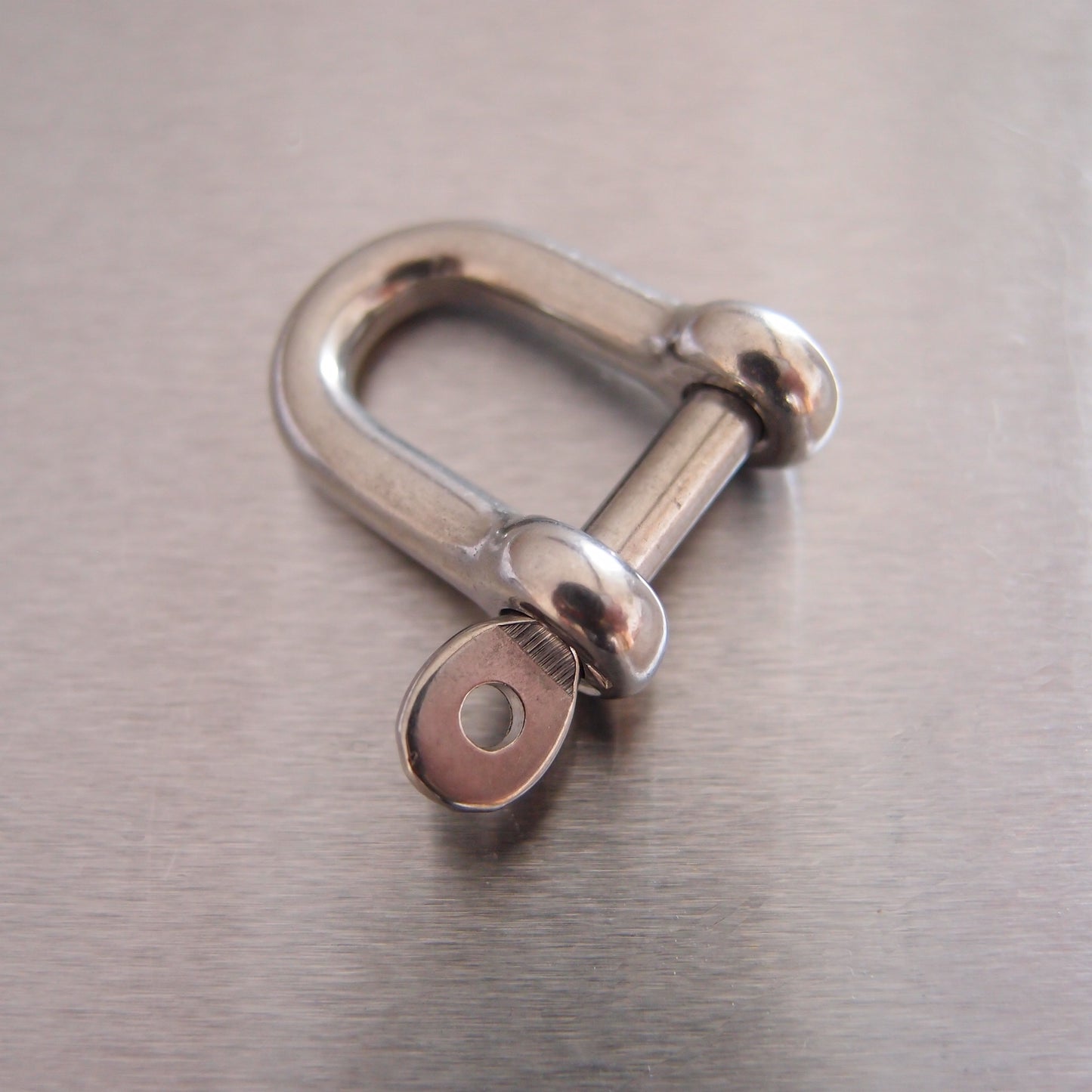 Stainless Steel Dee Shackles with Captive Pin - AISI 316