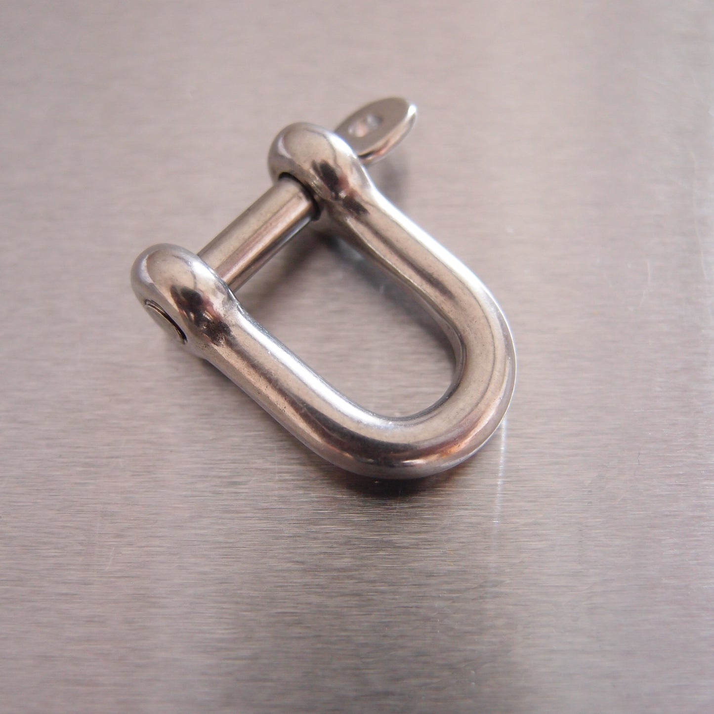 Stainless Steel Dee Shackles with Captive Pin - AISI 316