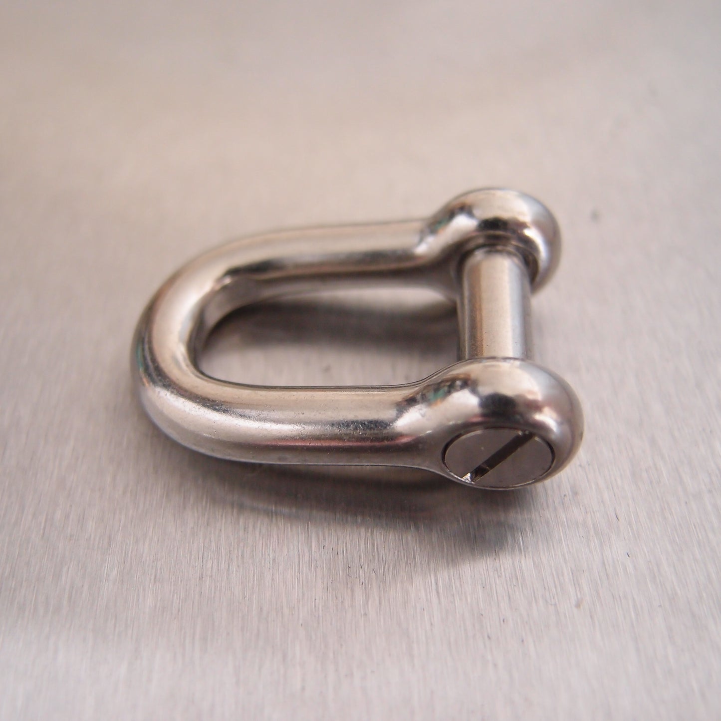 Stainless Steel Dee Shackles - with Countersunk Flush Pin - AISI 316