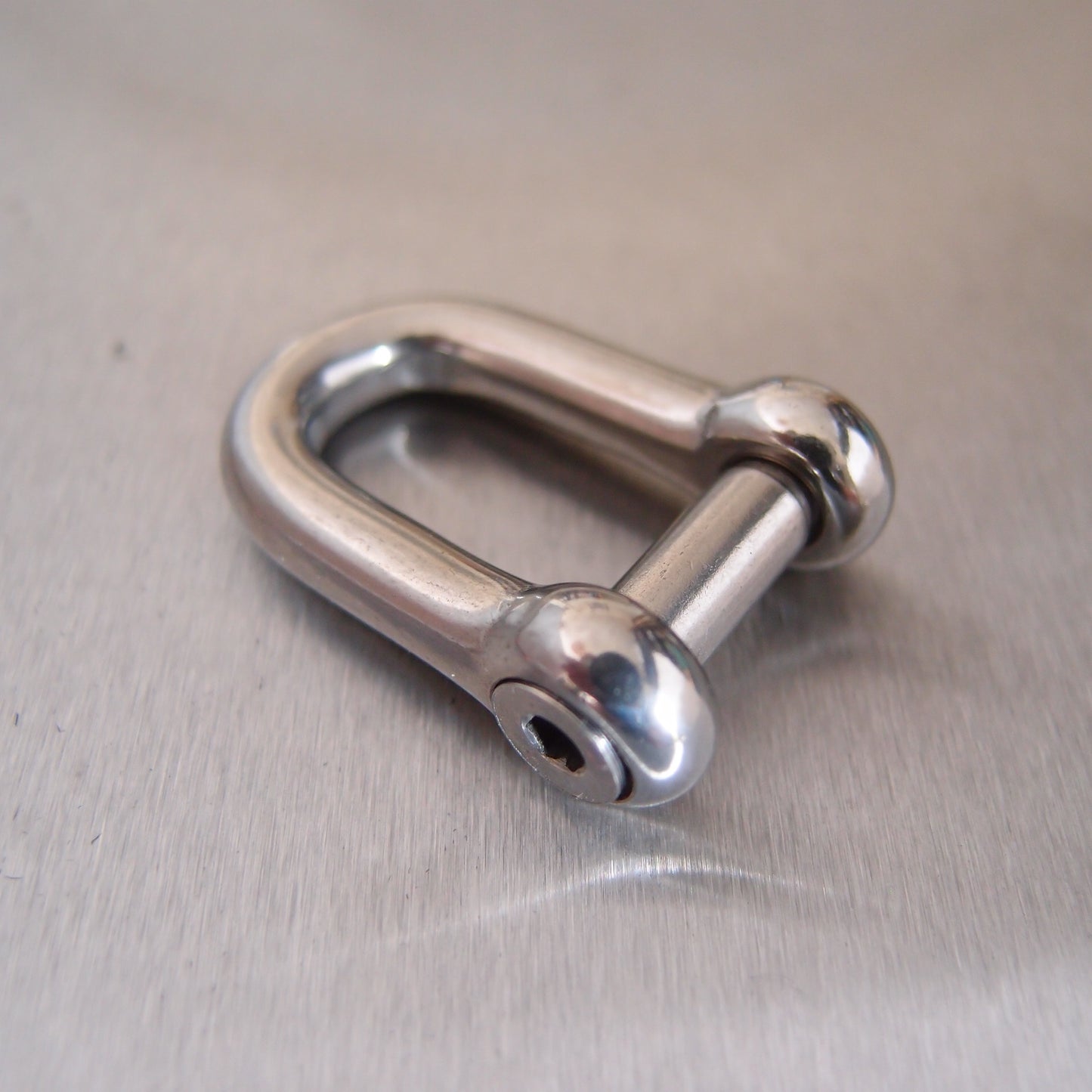 Stainless Steel Dee Shackles - with Allen Key Flush Pin (Hexagon Socket) - AISI 316