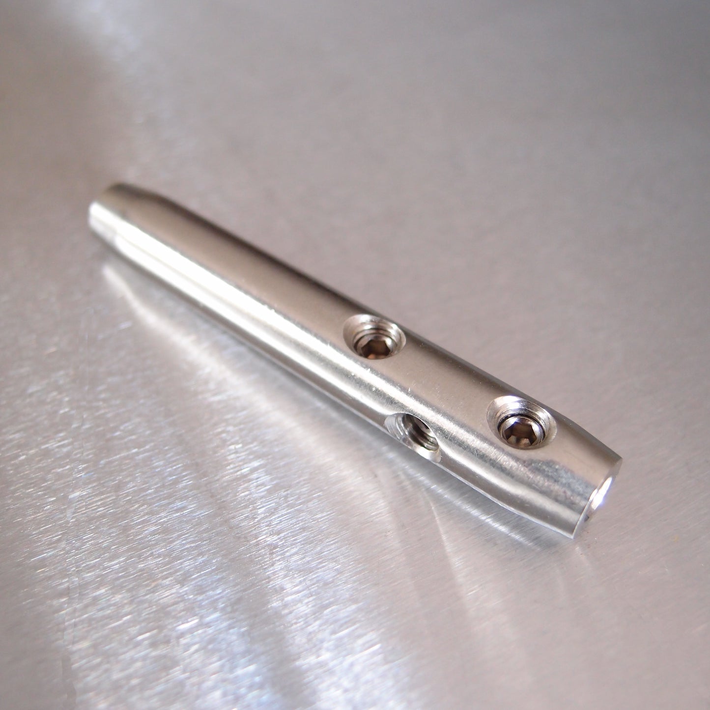 Stainless Steel Swageless Stud Terminal with Internal Thread - AISI 316