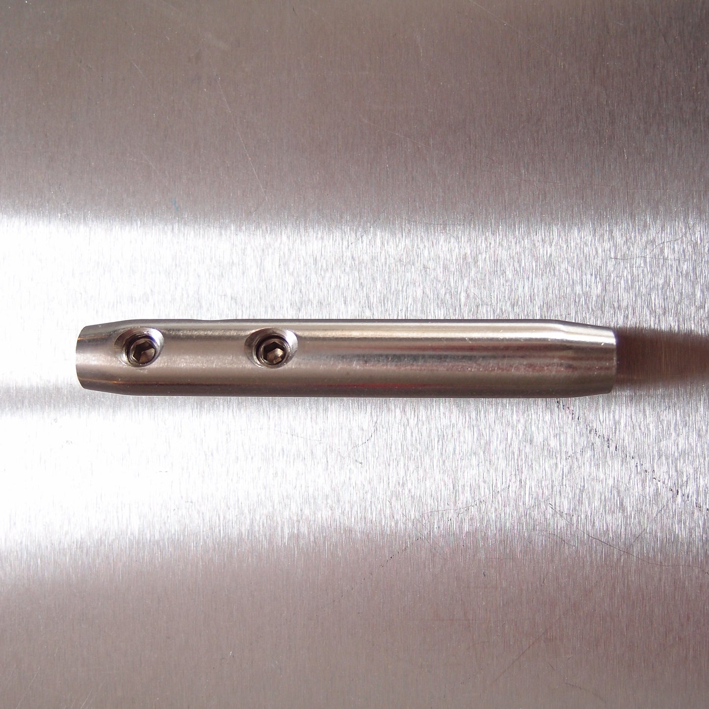Stainless Steel Swageless Stud Terminal with Internal Thread - AISI 316
