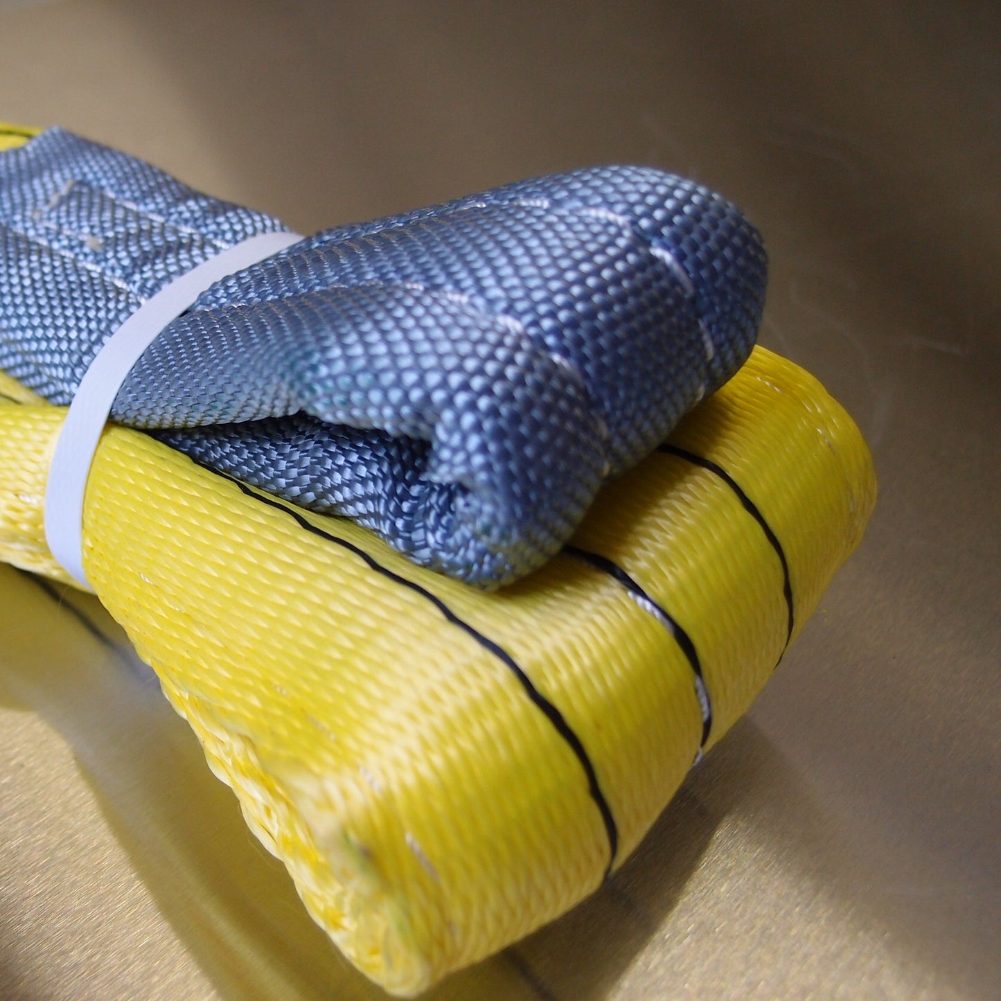 Duplex Polyester Webbing Slings to BSEN1492 Part 1 - 3000kg Load - yellow