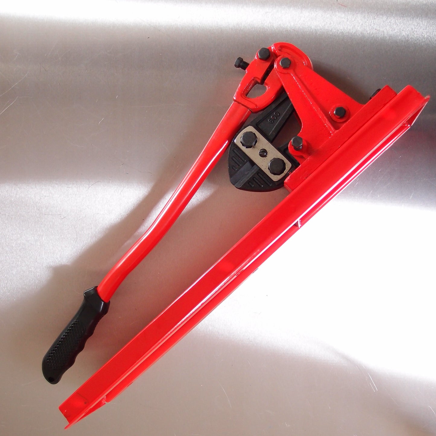 Bench Mounted Chain Bolt Cutter