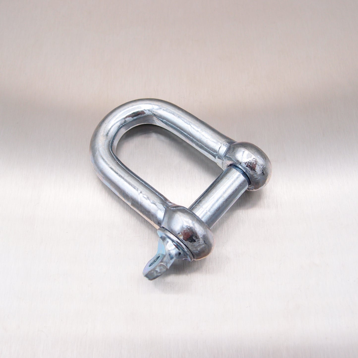 Commercial Dee Shackle: Galvanised with Screwed Collar Pin