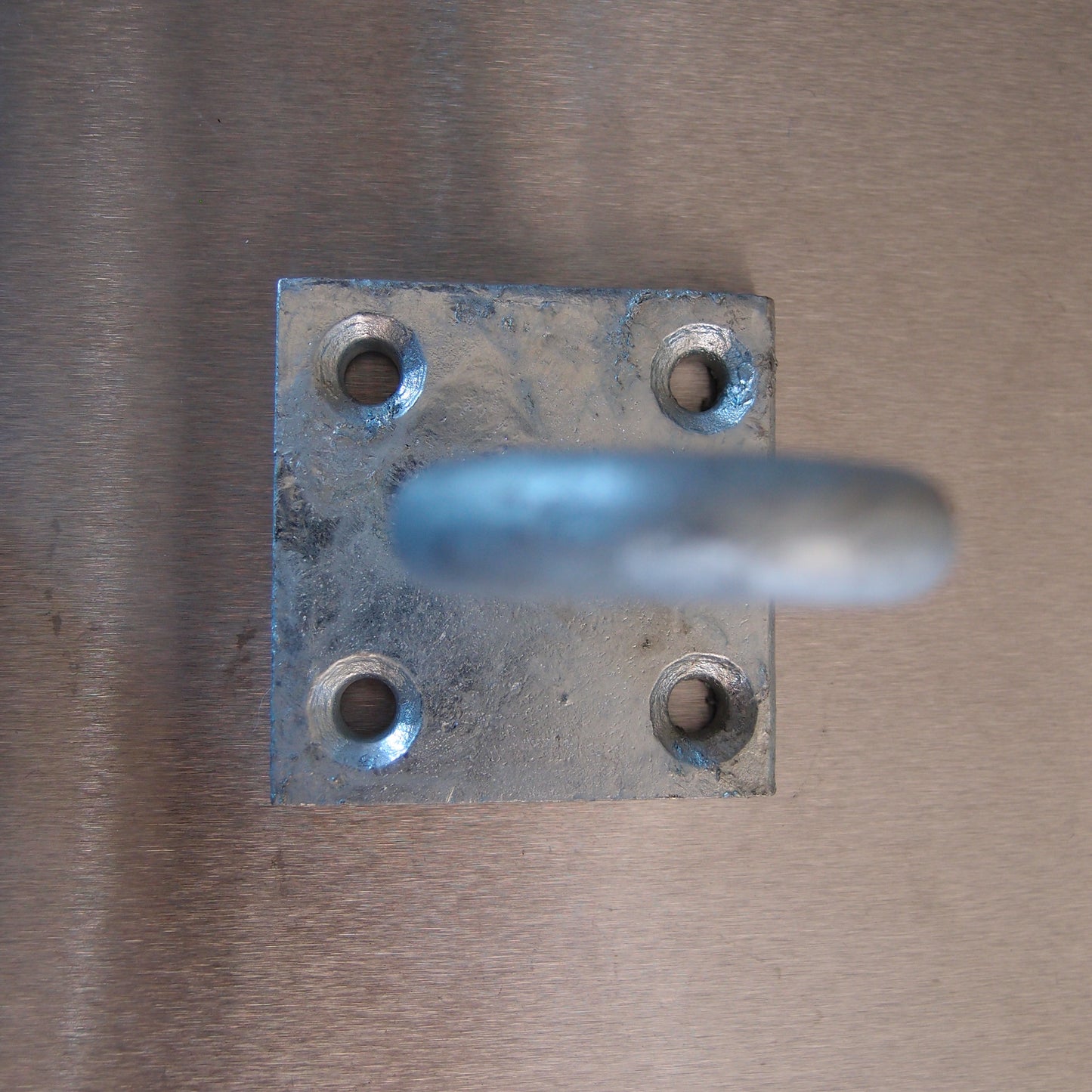50mm x 50mm Galvanised Hook-on-Plates