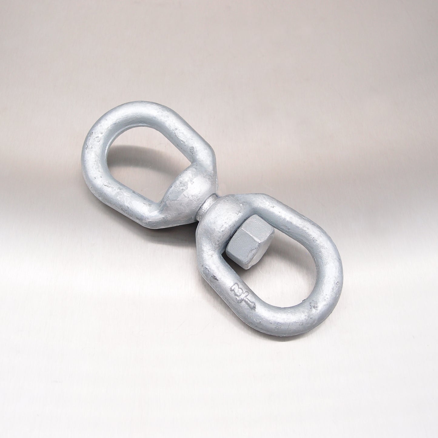 Regular Swivels: Galvanised