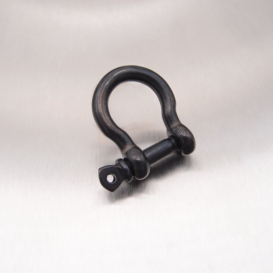 Stay Black Stainless Steel Bow Shackle - with Screwed Collar Pin - AISI 316