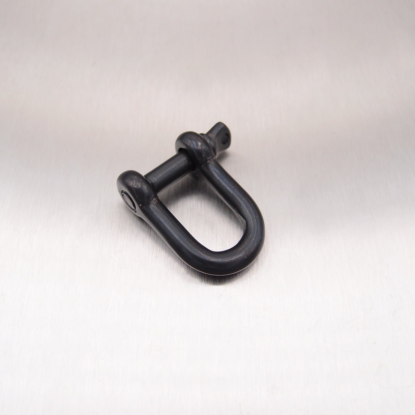 StayBlack Stainless Steel Dee Shackle - with Screwed Collar Pin AISI 316