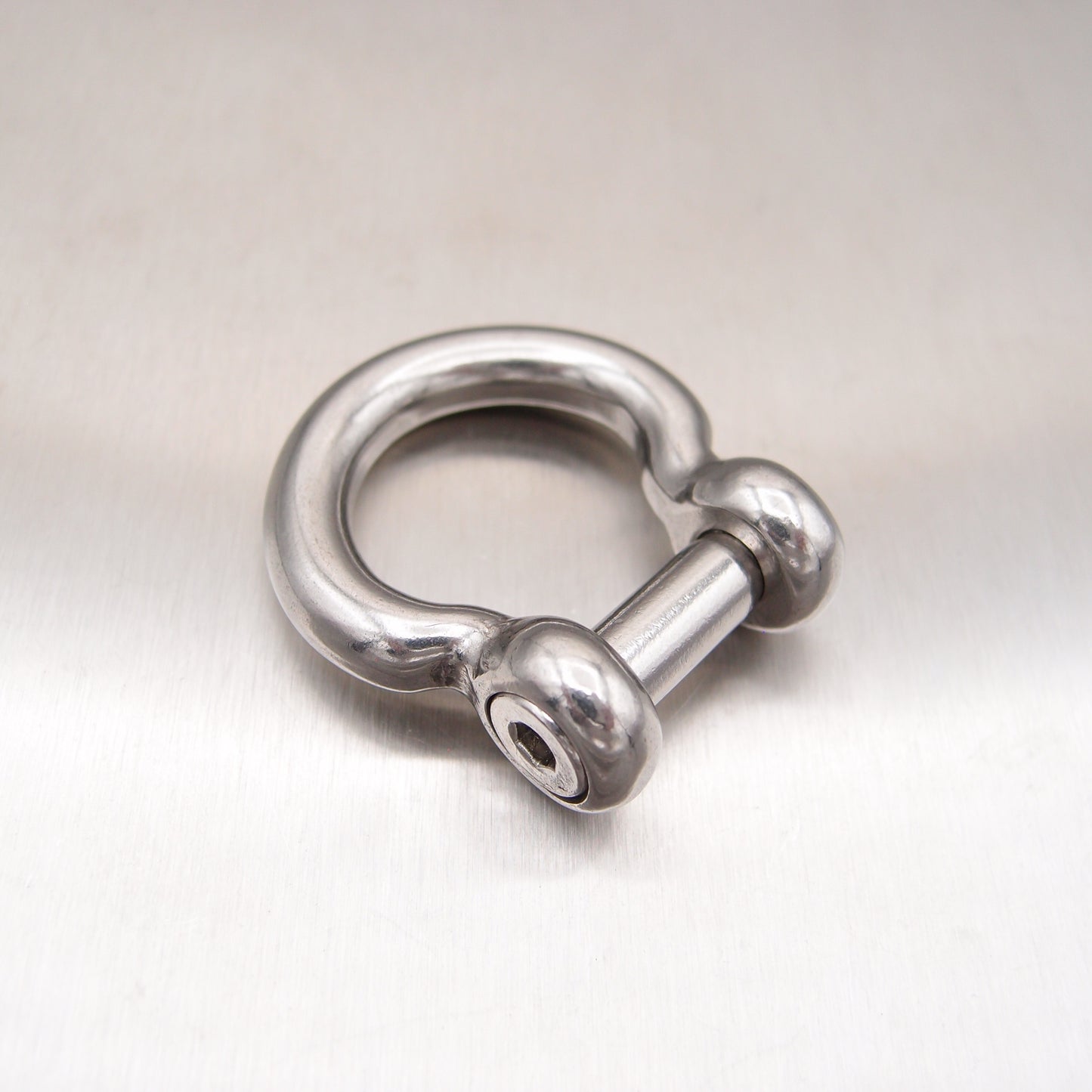 Stainless Steel Bow Shackle - Hexagon Socket Countersunk Pin - AISI 316