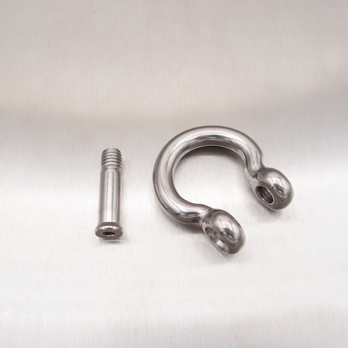 Stainless Steel Bow Shackle - Hexagon Socket Countersunk Pin - AISI 316