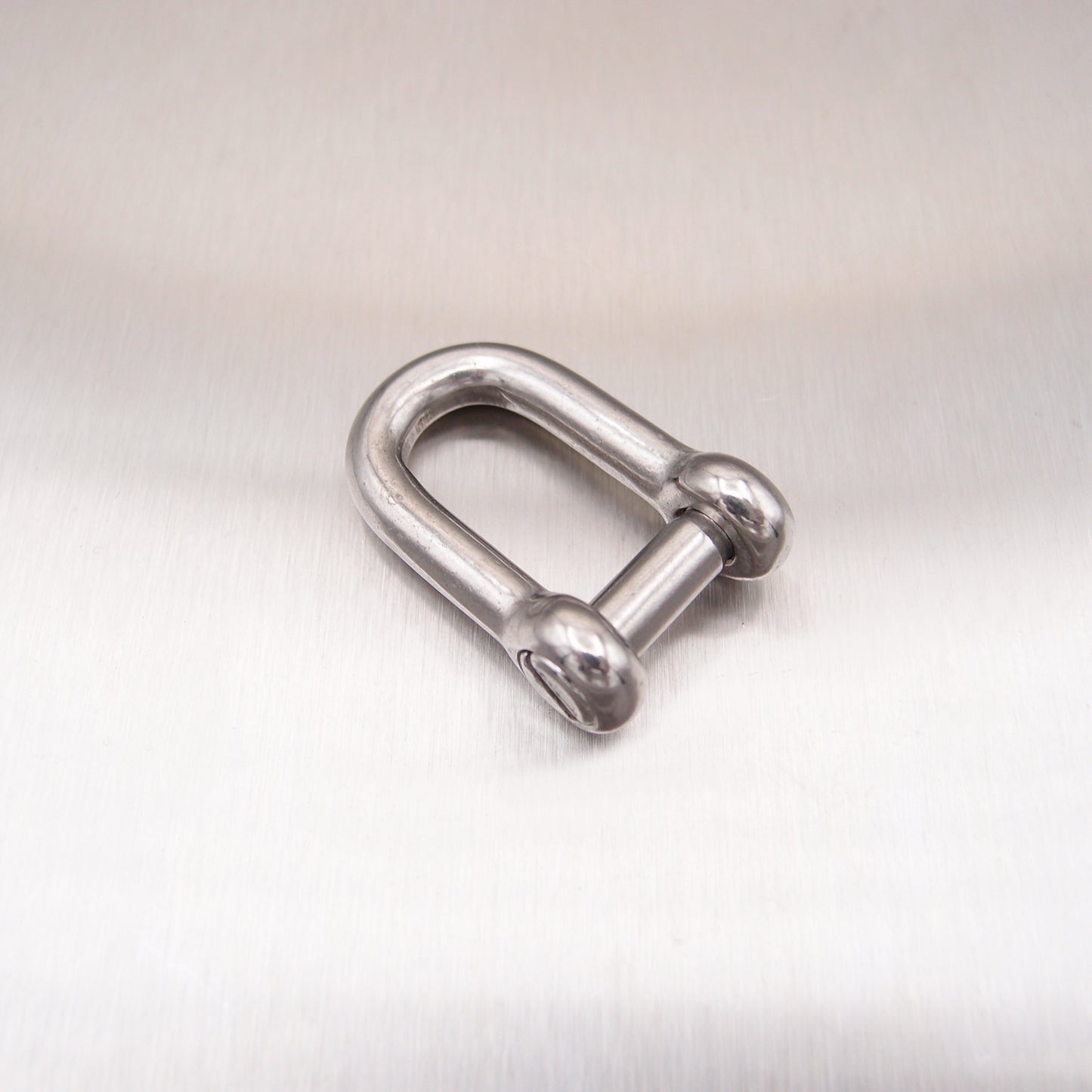 Stainless Steel Dee Shackles - with Countersunk Flush Pin - AISI 316