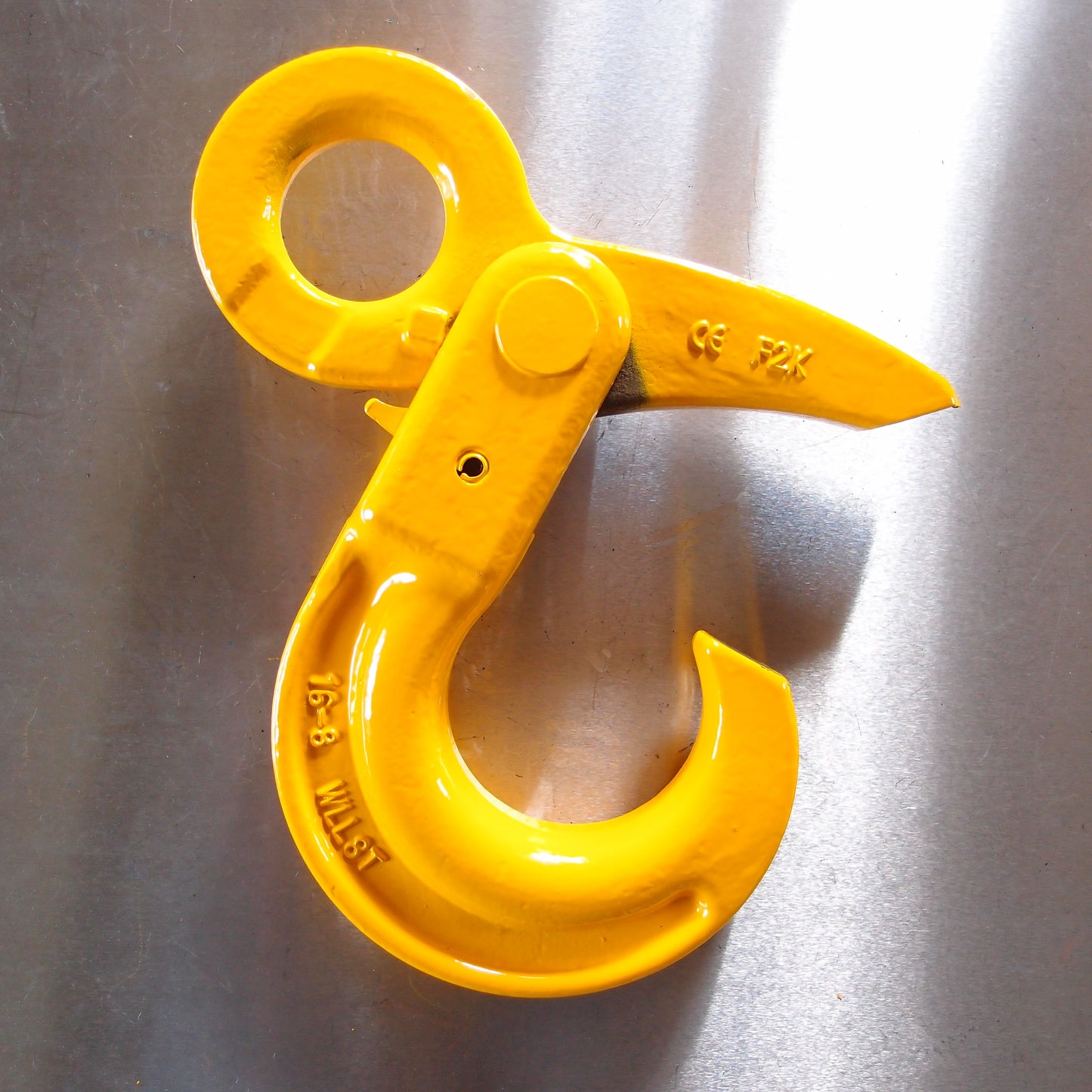 Grade 8 Eye Self Locking Hook